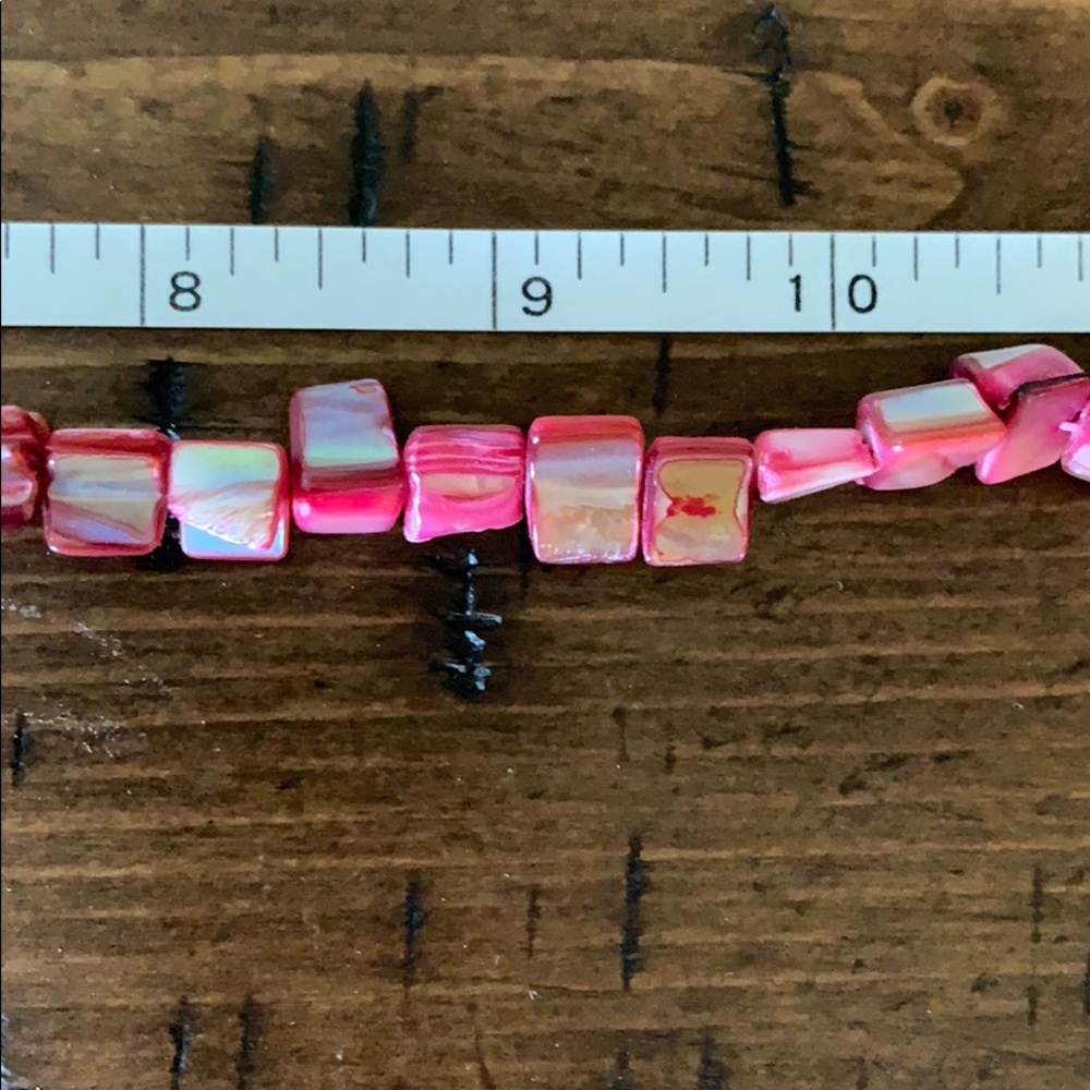 Pink Shell Necklace - Picture 7 of 7